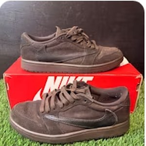 Jordan 1 Retro Low OG SP Travis Scott